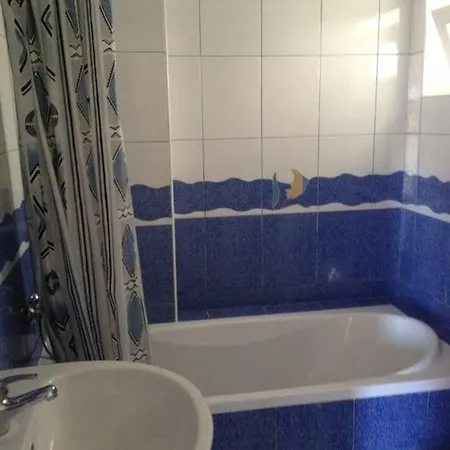 加州别墅旅馆 辛尼莫雷特