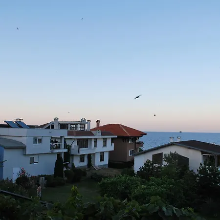 招待所 加州别墅旅馆 3*