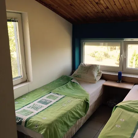 California Sinemoreț